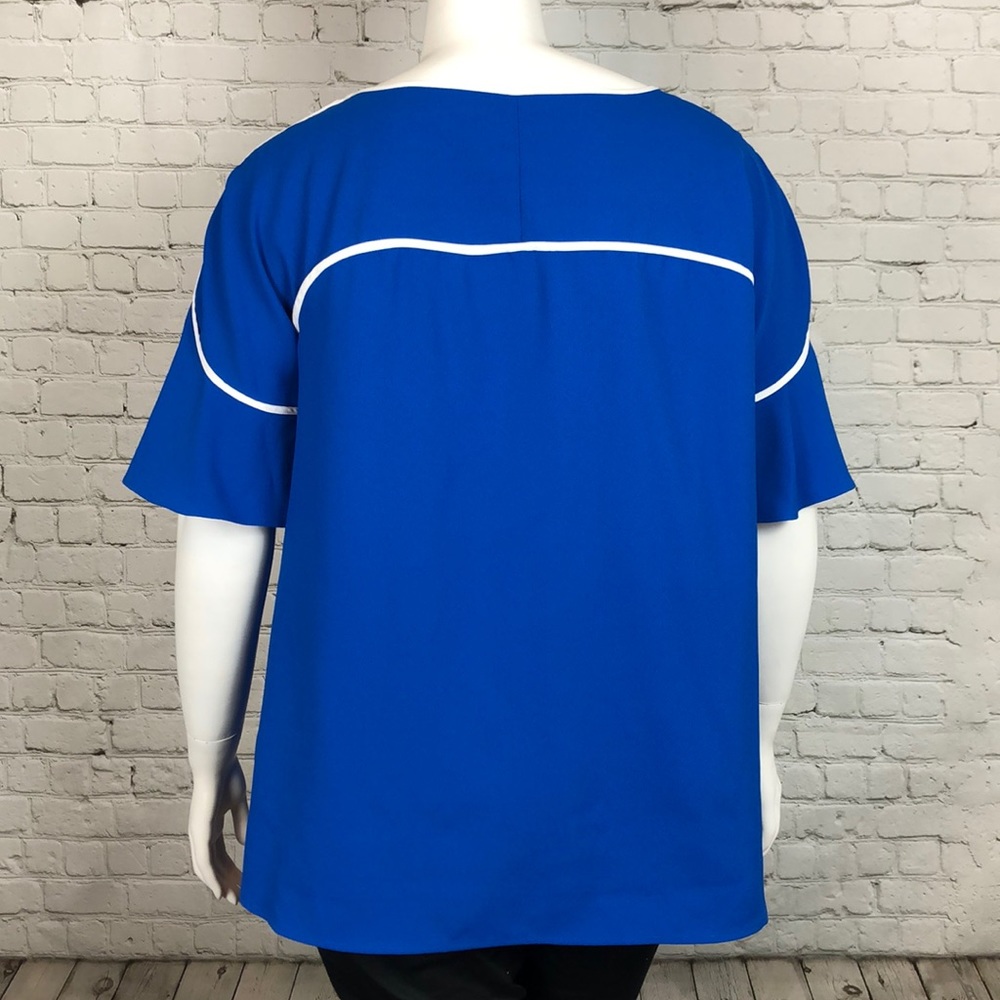 Only Size 0X (XL) Left! Alfani Cobalt Blue & White Trim Top Plus - Picture 3 of 5